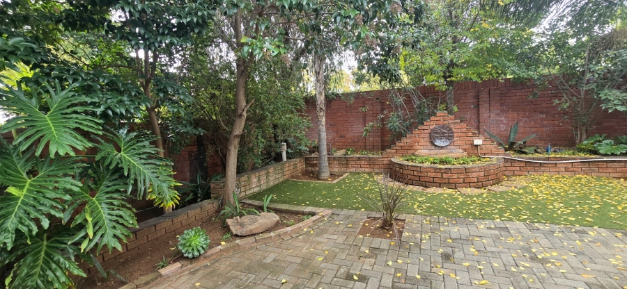 4 Bedroom Property for Sale in Pentagon Park Free State